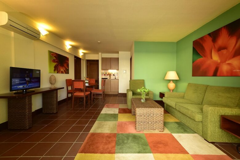 Pestana Bay Ocean Aparthotel - All Inclusive