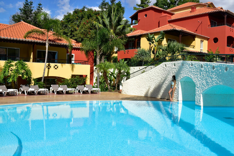 Pestana Village Garden Resort Aparthotel