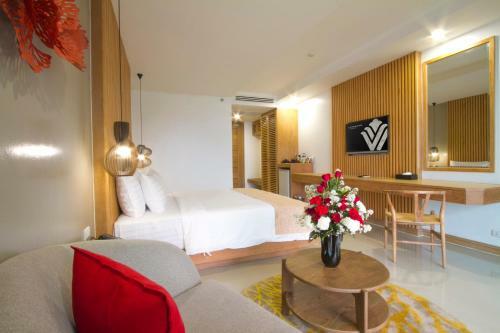 Hotel Wyndham Grand Phuket Kalim Bay
