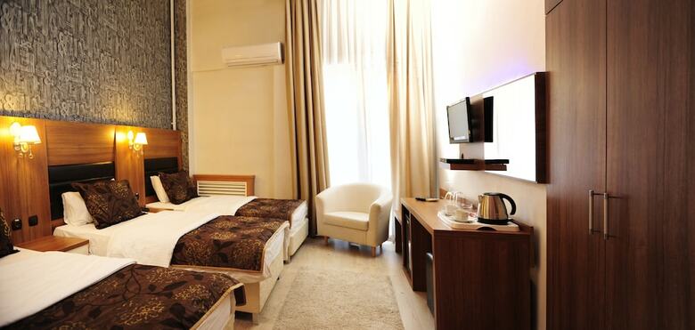 Tanik Hotel