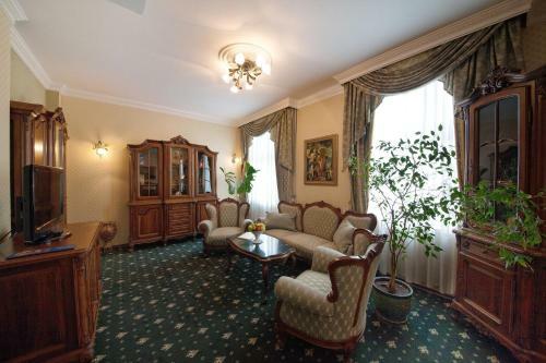 Grand Hotel London