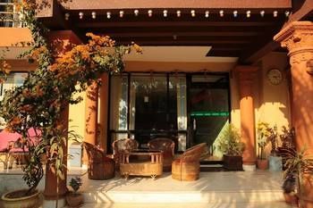 Hotel Pokhara Village Resort