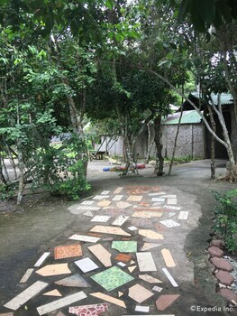 Hotel Bohol Bee Farm