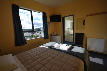 Albergue Franz Josef Montrose