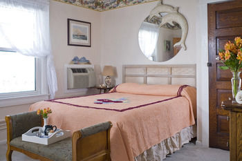 Bed & Breakfast The Bayberry Inn