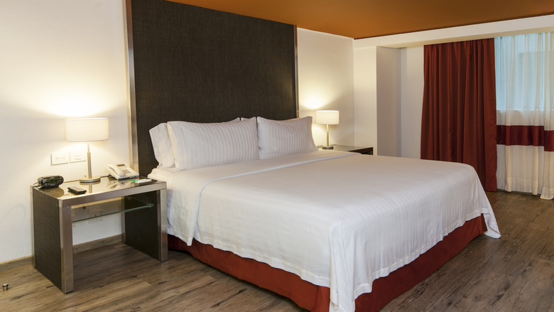 Hotel Lark