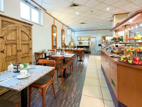 Hotel Achat Premium Neustadt/weinstra�e