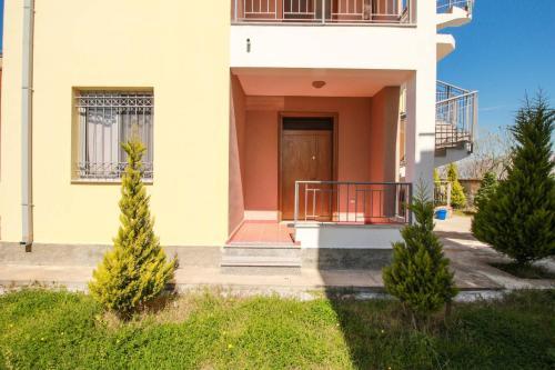 Apartments Velipoja