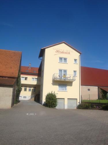 Hostal Hotel Gasthof Herderich