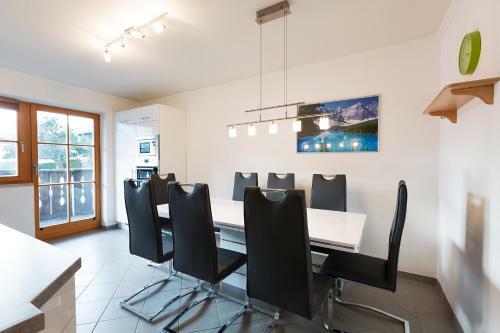 Golden Gapa Central Duplex Apartment 2