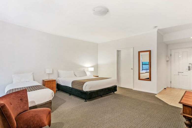Hotel Quality Inn & Suites The Menzies