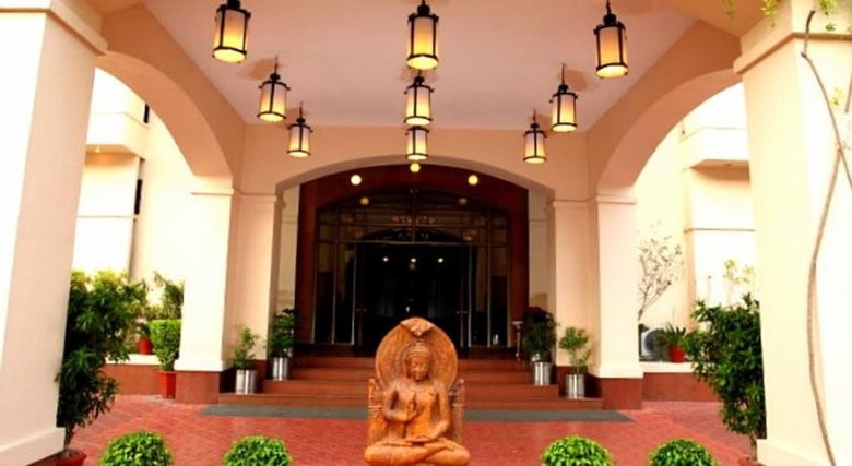 Hotel Paras Mahal