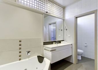 Hotel Comfort Inn And Suites Emmanuel