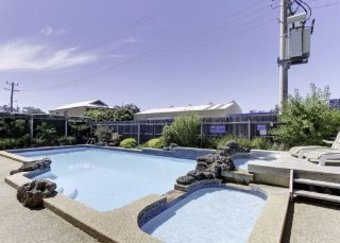 Hotel Comfort Inn And Suites Emmanuel
