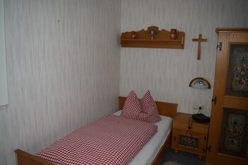 Hostal Pension Caf� Papke