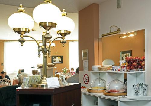 Bed & Breakfast Continental Hotel-pension