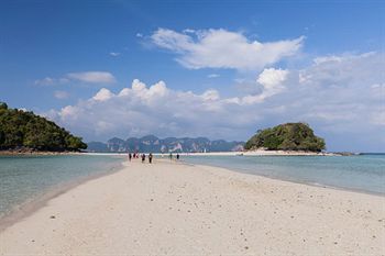 Hotel Sand Sea Resort And Spa Krabi