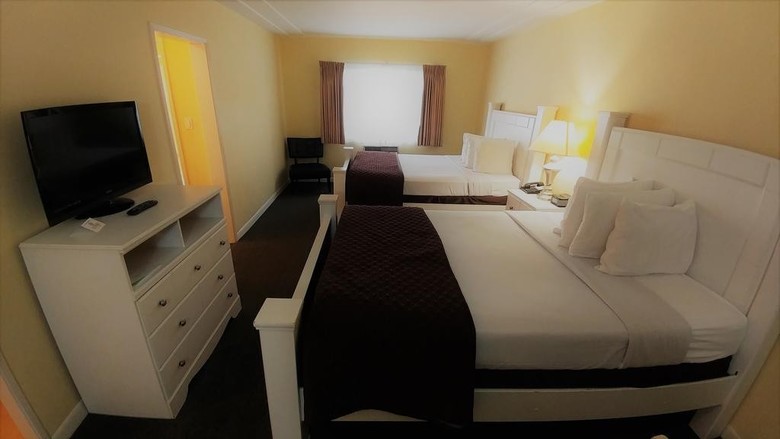 Hollywood Celebrity Hotel