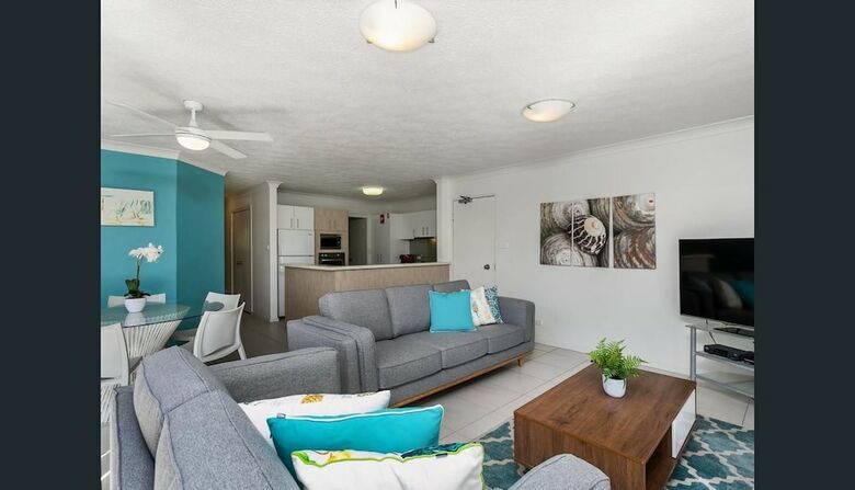 Apartamentos Sea Breeze On Main Beach