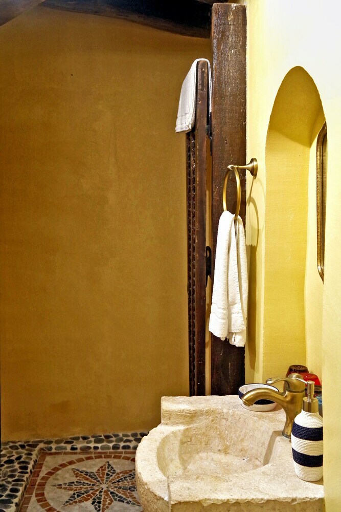 Bed & Breakfast Un Mas En Ville