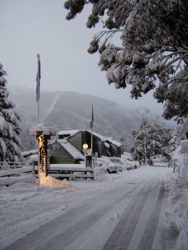 Kasees Apartments & Mountain Lodge