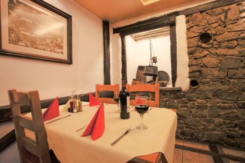 Hostal Old Plovdiv House In Kapana Area