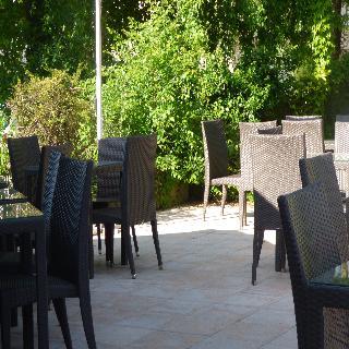 Hotel Akena Escatel