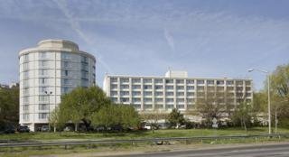 Laguardia Airport Hotel