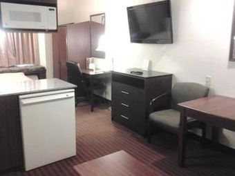Hotel Toledo Bridgepointe Inn & Suites