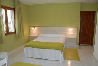 Hotel Playa De Las Catedrales