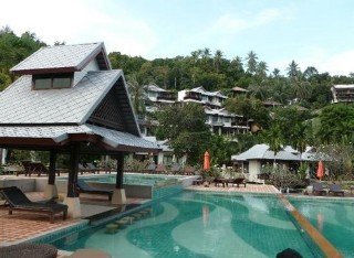 Hotel Salad Buri Resort & Spa