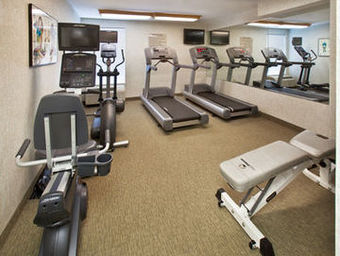 Holiday Inn Express Hotel & Su