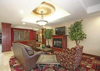 Hotel Comfort Suites Four Seasons