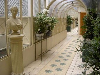 Hotel Royal Garden Champs-elysees
