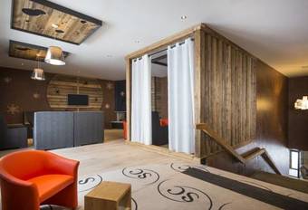 Hotel H�tel Saint Charles Val Cenis