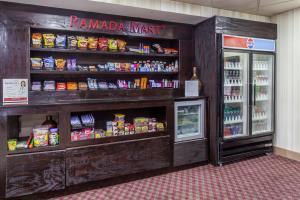 Hotel Ramada Inn And Suites Lebanon