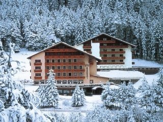Hotel Shandranj