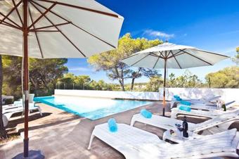 Villa Bassa Beach