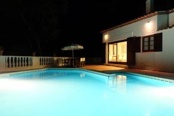 Apartamento Beautiful Villa With Private Pool, Garden & Forest