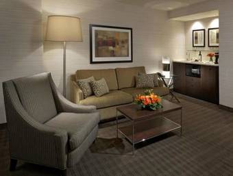 Hotel Cambridge Suites