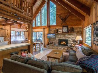 Grill - Walk To Beach Cabin