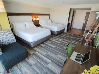 Hotel Holiday Inn Express & Suites Miami Airport East