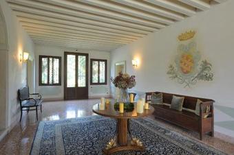 Villa Ego