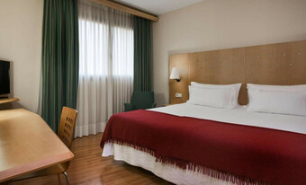 Hotel Logro�o Parque
