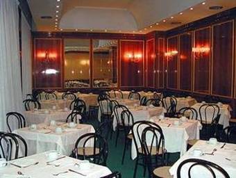 Summit Hotel