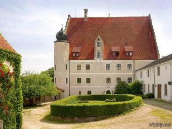 Hotel Schlo� Eggersberg