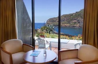 Hotel Caloura