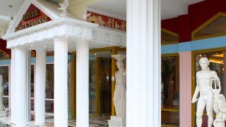 Hotel Kosta-famissi