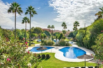 Aparthotel Los Amigos Beach Club