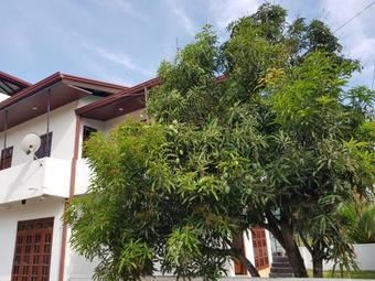 Posada Sanuk Inn
